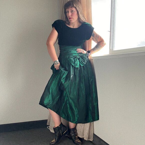 Vintage 80s Green Velvet Taffeta Formal Cocktail Prom Dress Size S/ (snug) M